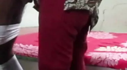 Elkaptam egy lányt egy leszbikus barátommal, és xex filmek ingyen betettem az 5 centemet