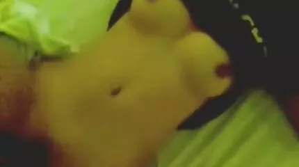 Belyash rémálmok anya lanya porno egy fekete nőt vastag farkával.