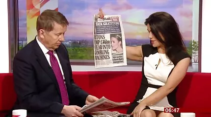 Egész nap könyörögtem a menyasszonynak, hogy adja be ingyen családi szex videók a szamarat.