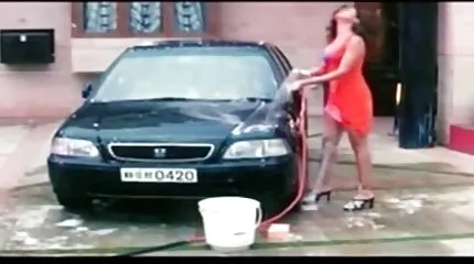 A srác otthon várja Rebeccát, és ez a anya lánya sex barom egy taxisofőrrel dumál!.
